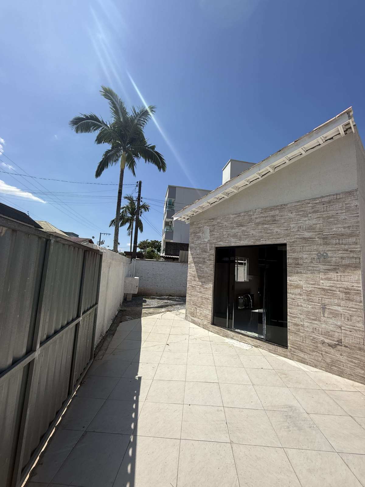 Casa para alugar em Camboriú, Santa Regina, com 1 quarto, 45m²